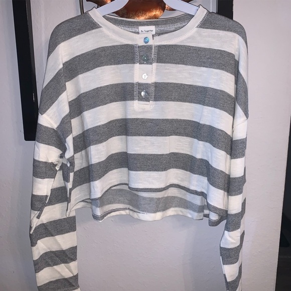 Gray & White Crop Jersey Striped Top - Picture 6 of 10